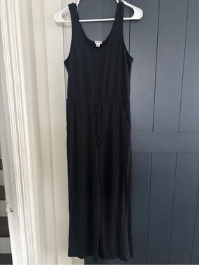 Black Sleeveless Wide-Leg Jumpsuit size s